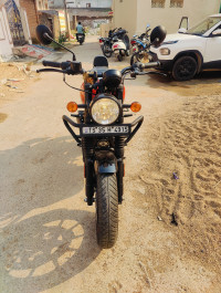 Rebel Red Royal Enfield Hunter 350 Metro