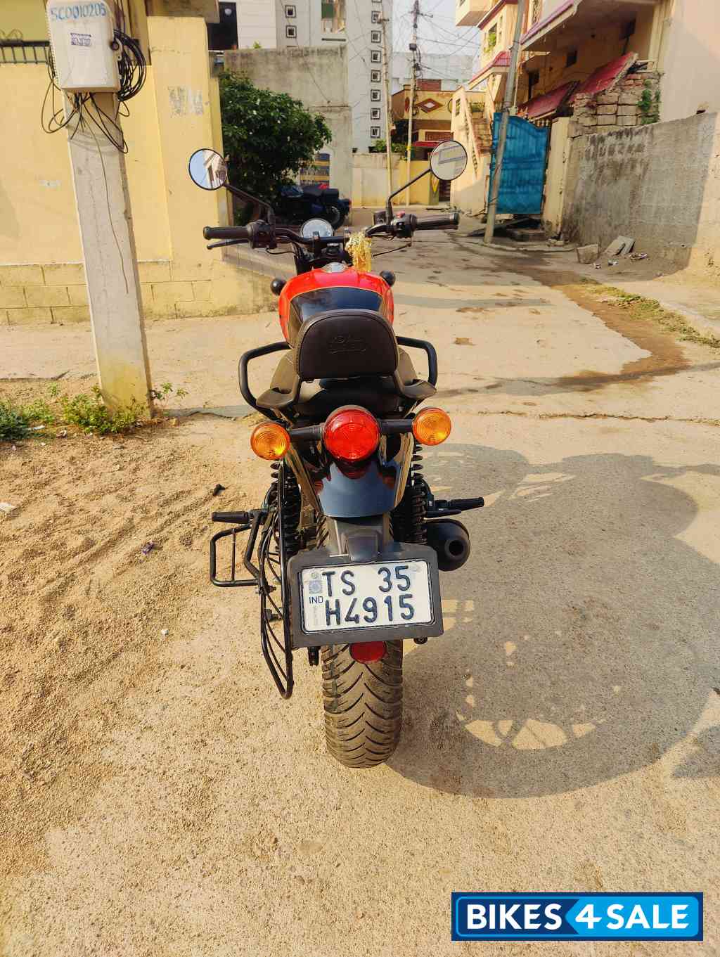 Rebel Red Royal Enfield Hunter 350 Metro