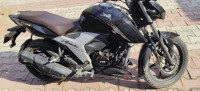 Black TVS Apache RTR 160 4V