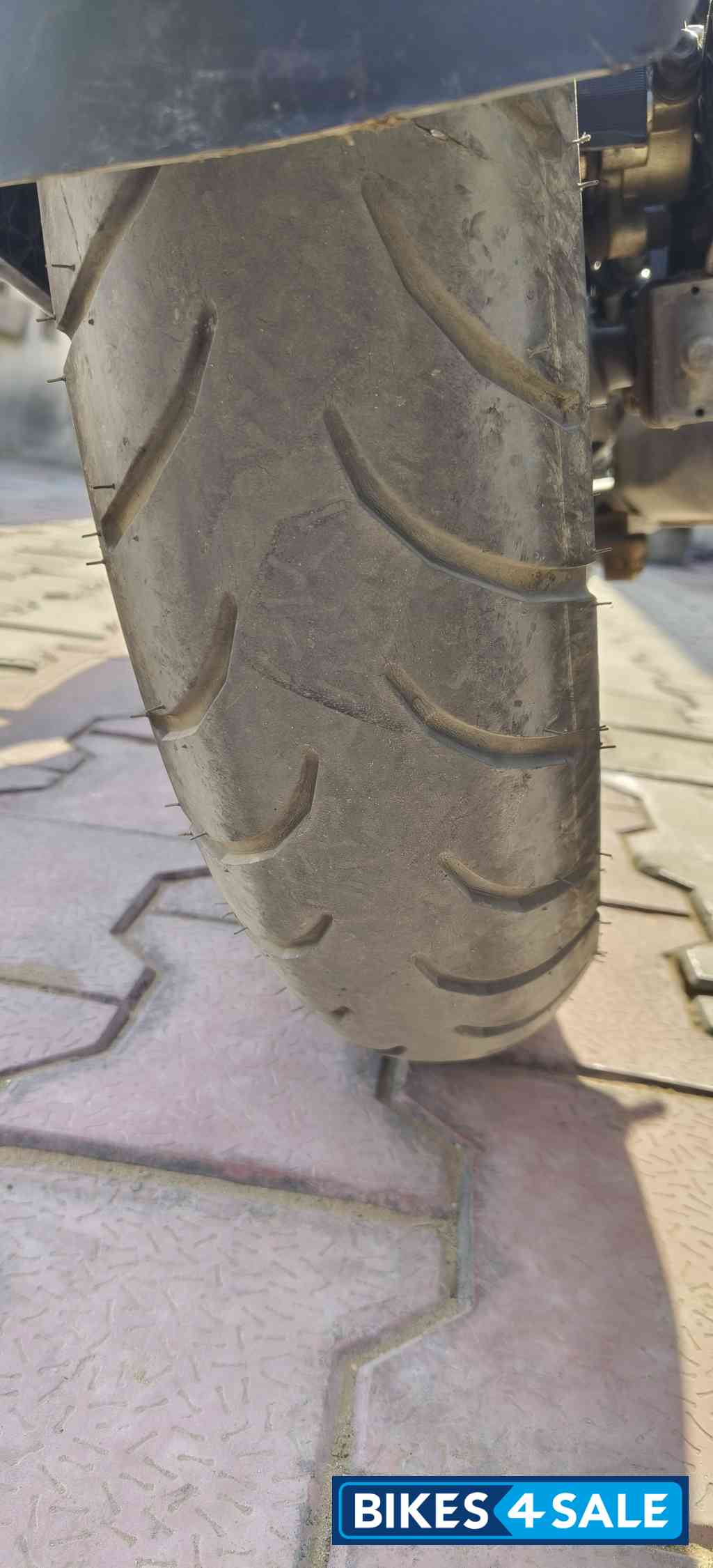 Black TVS Apache RTR 160 4V