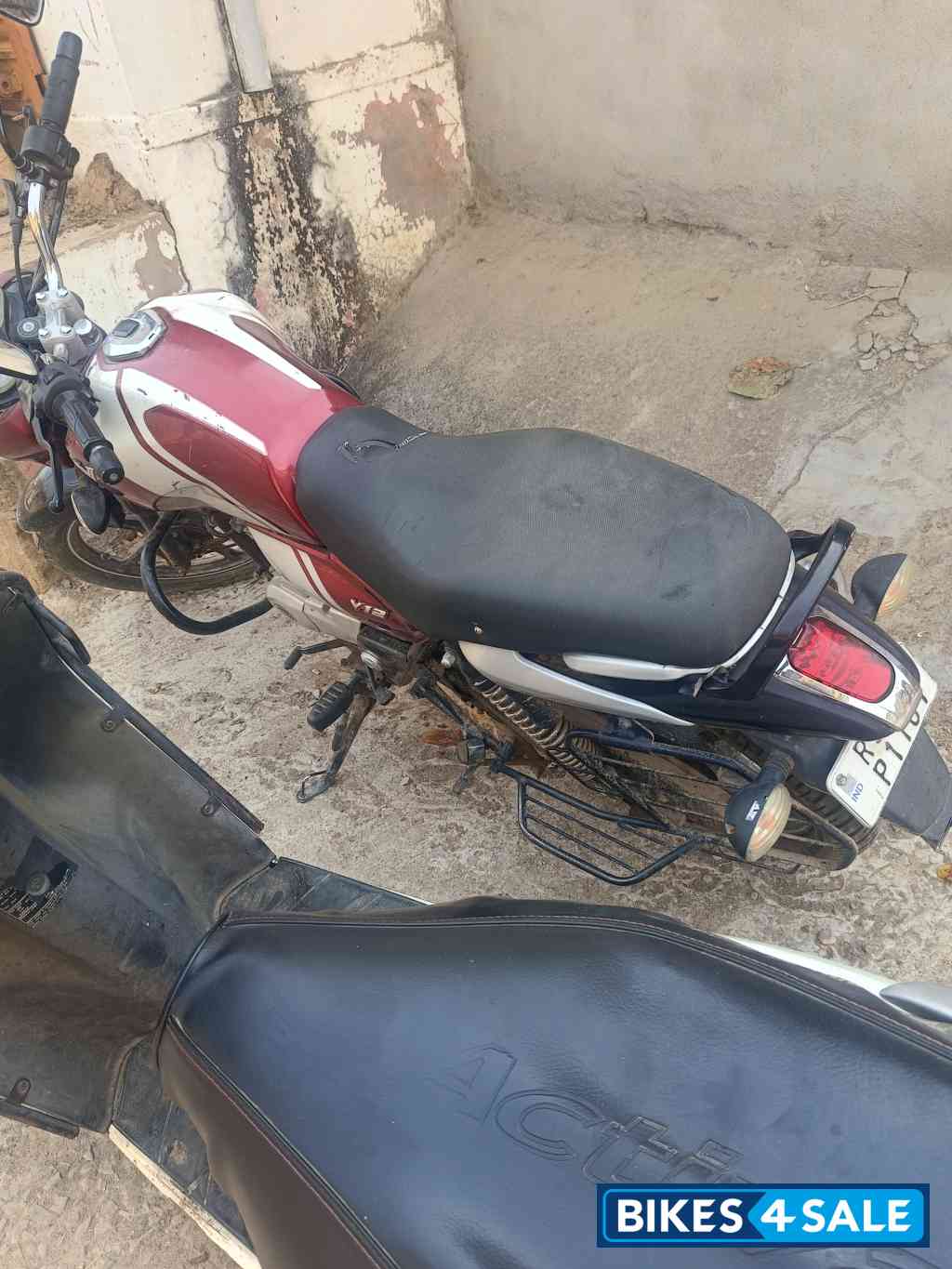 Bajaj V12