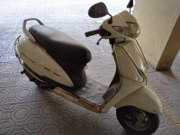 White Honda Activa