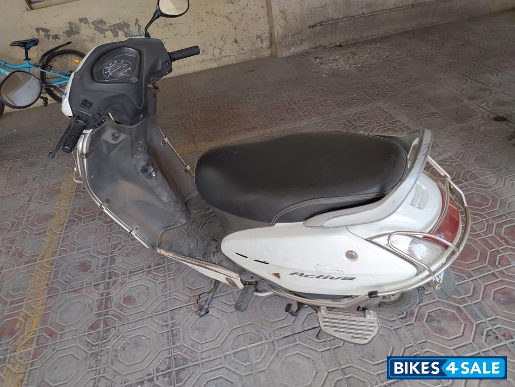 White Honda Activa White Honda Activa