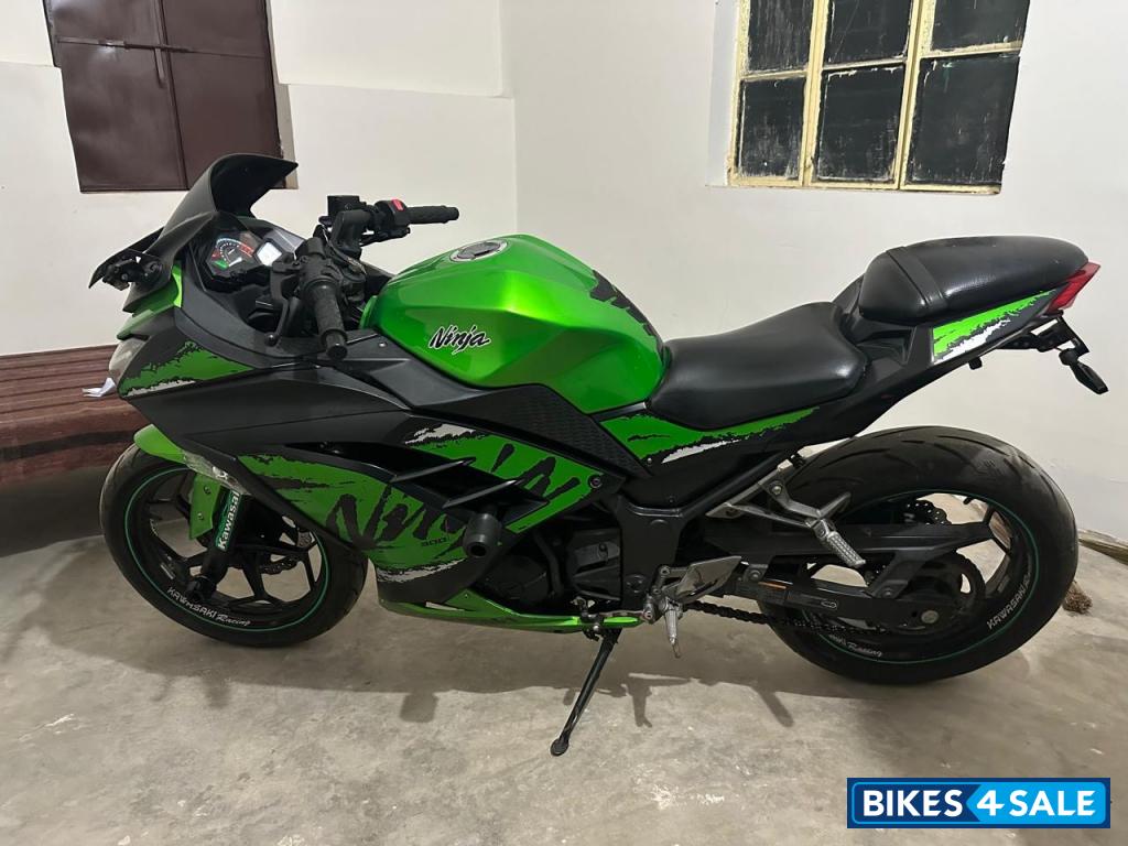 Kawasaki Ninja 300R