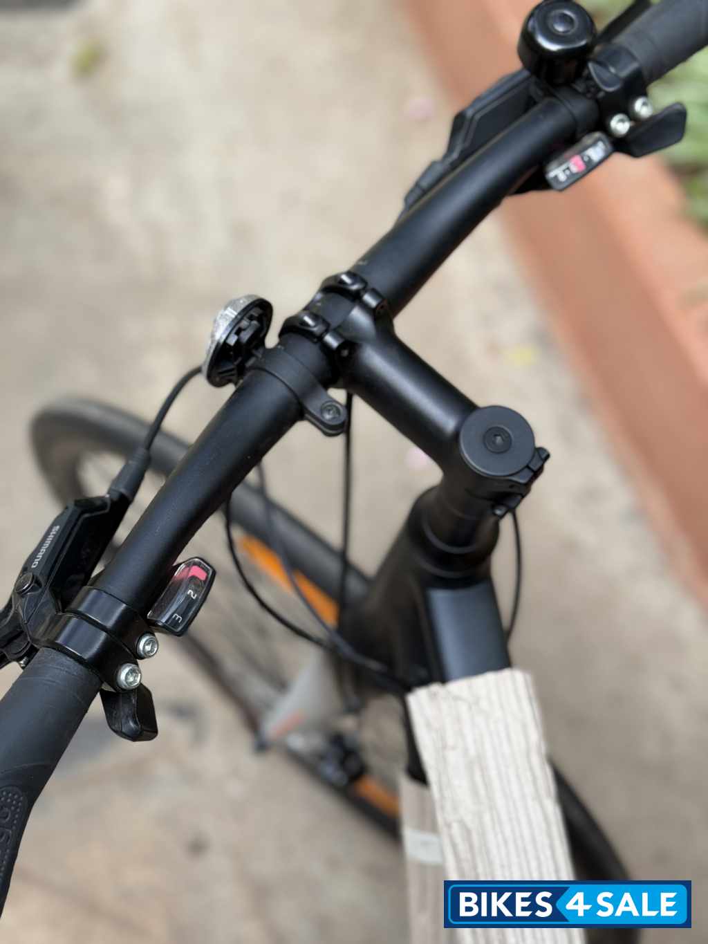 Bicycle  Shimano Bergamot Sweep 4 Urban Commuter