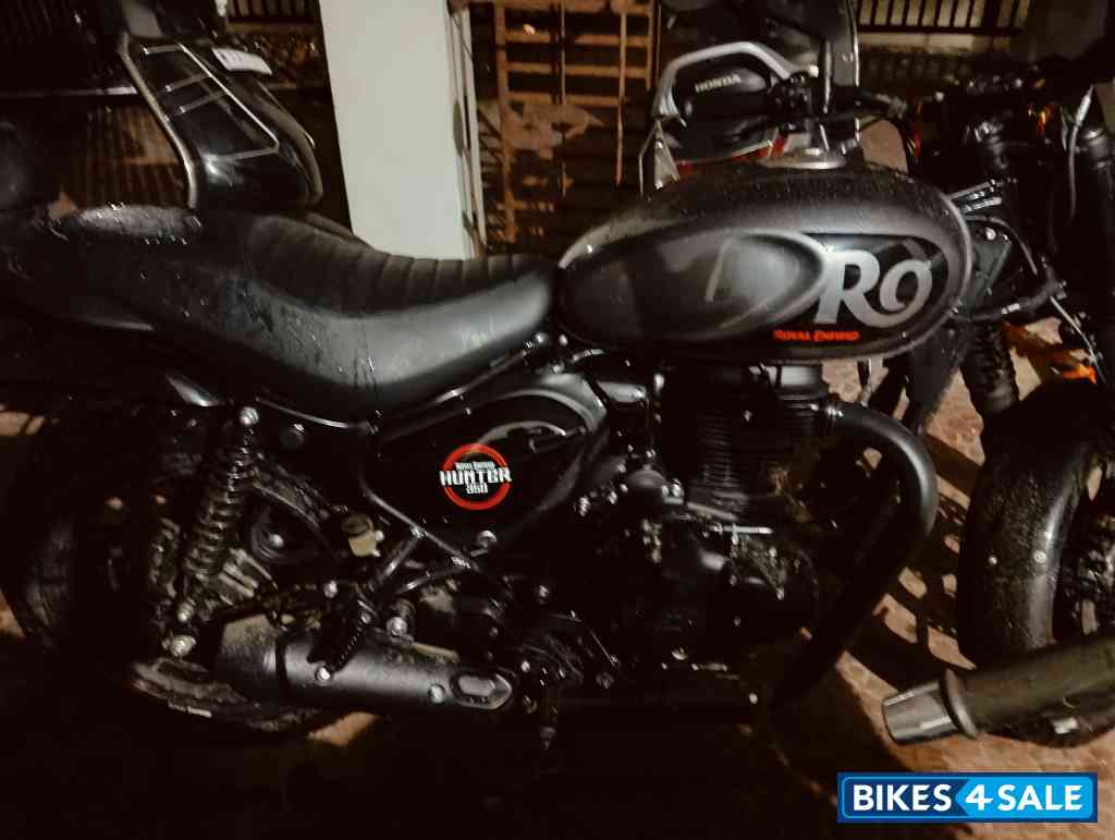 Dapper Grey Royal Enfield Hunter 350 Metro