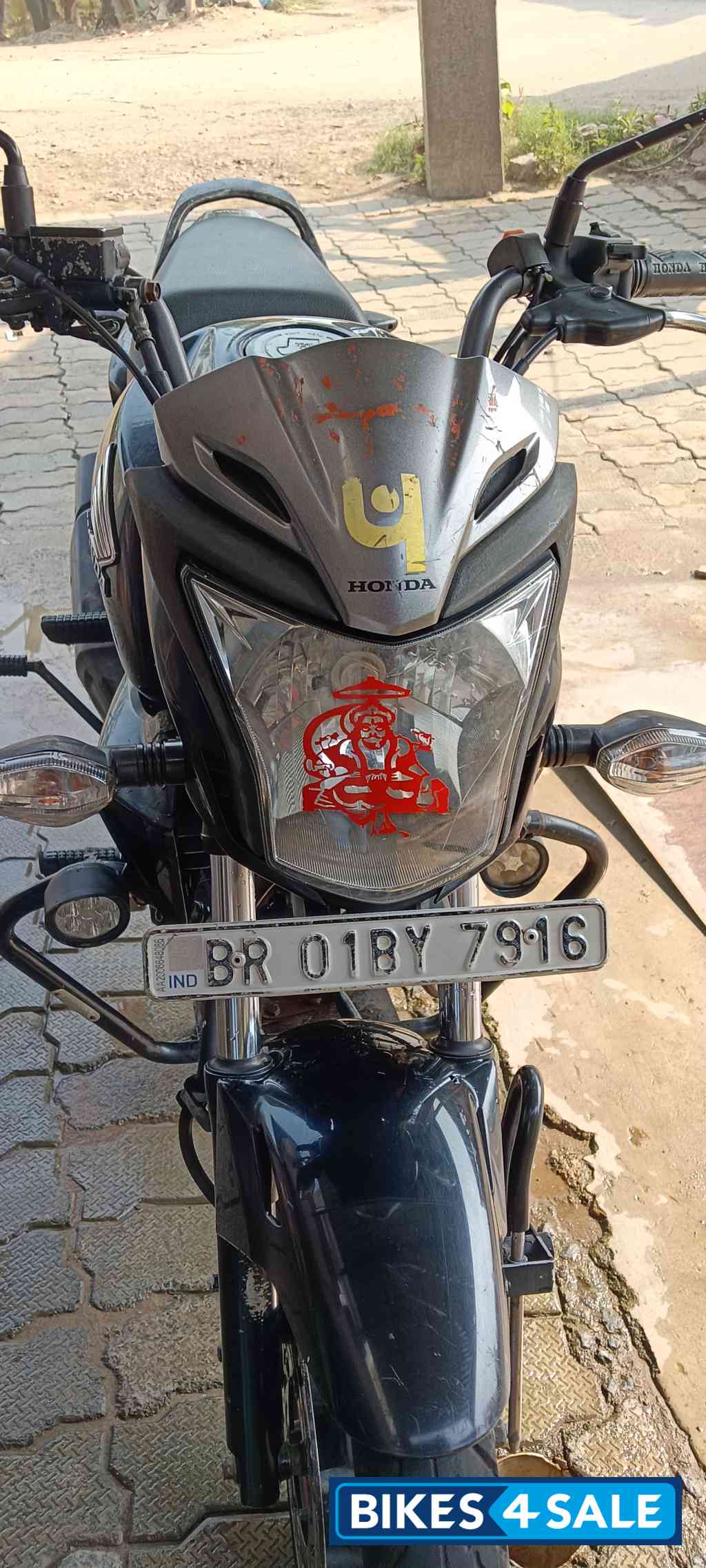 Black Honda CB Trigger