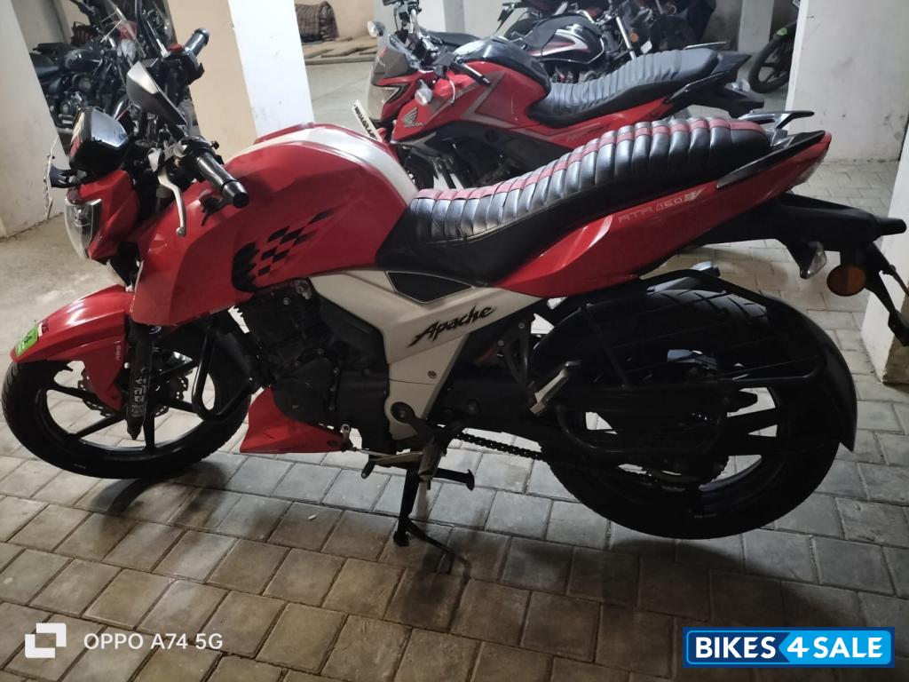 TVS Apache RTR 160 4V