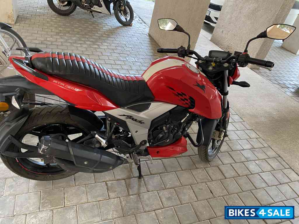 TVS Apache RTR 160 4V