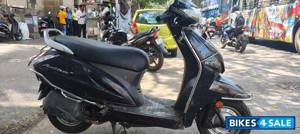 Black Honda Activa 4G Black Honda Activa 4G
