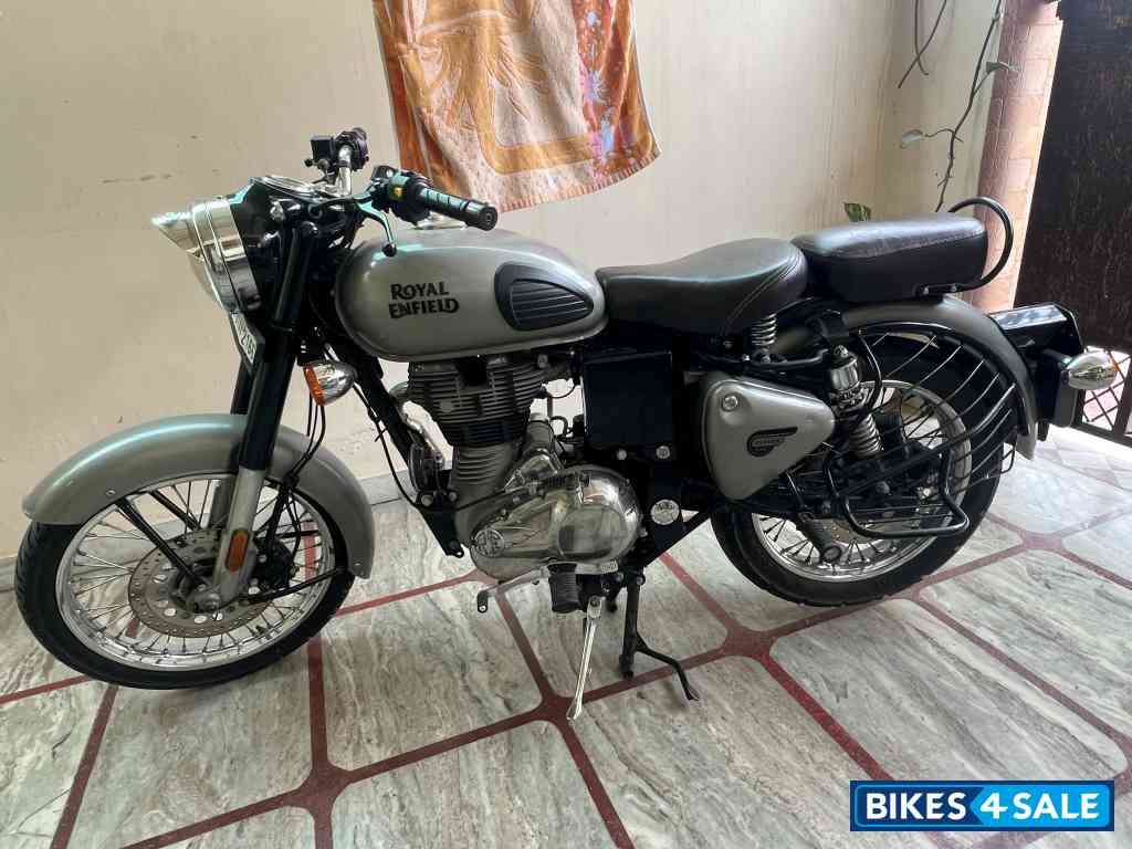 Royal Enfield Classic Gunmetal Grey
