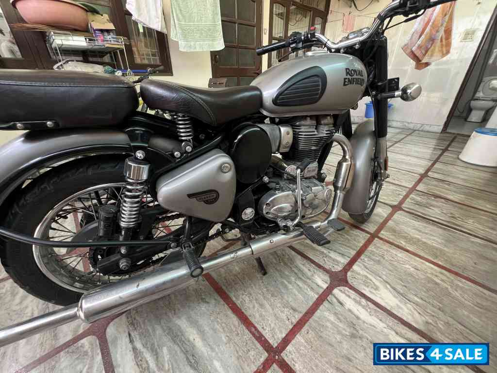 Royal Enfield Classic Gunmetal Grey