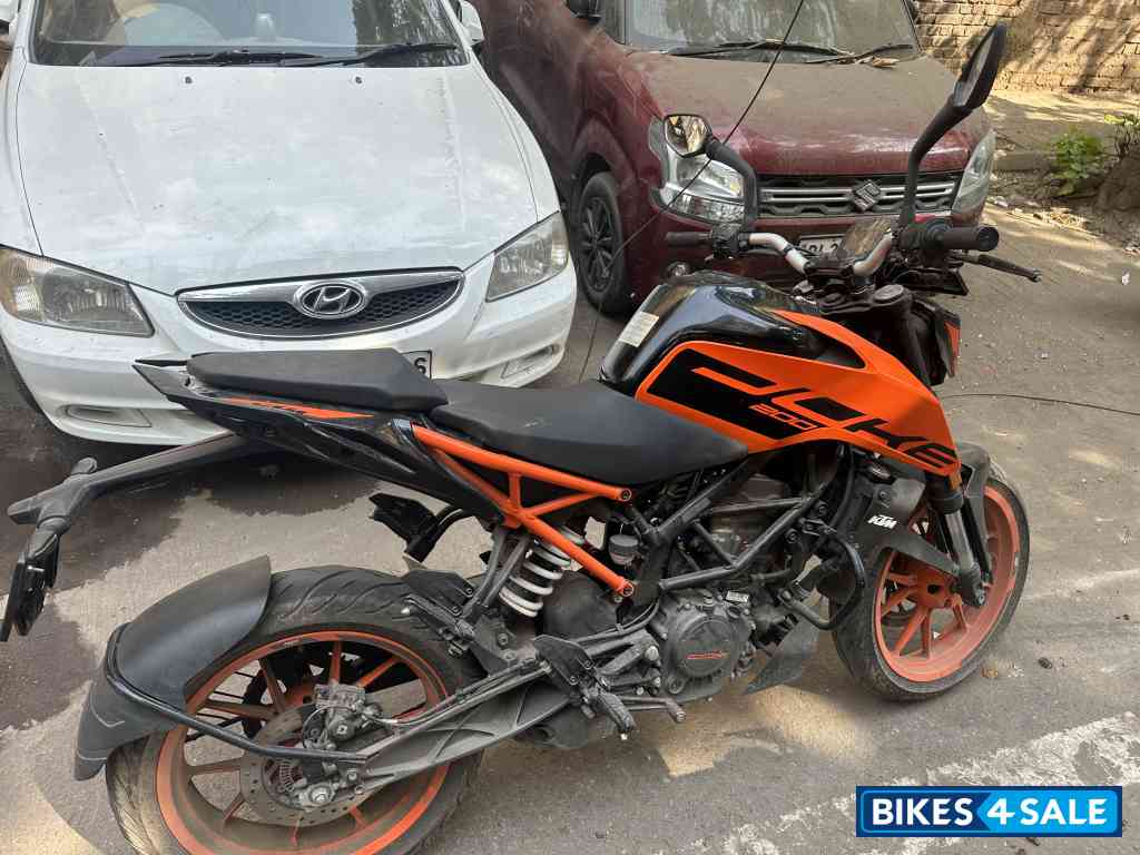 KTM Duke 200 2022