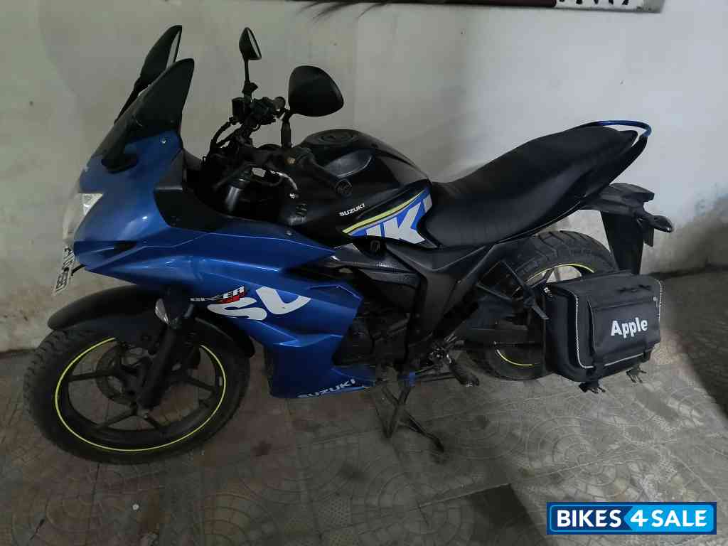 Suzuki Gixxer SF