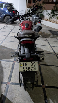 Triumph Scrambler 400 X