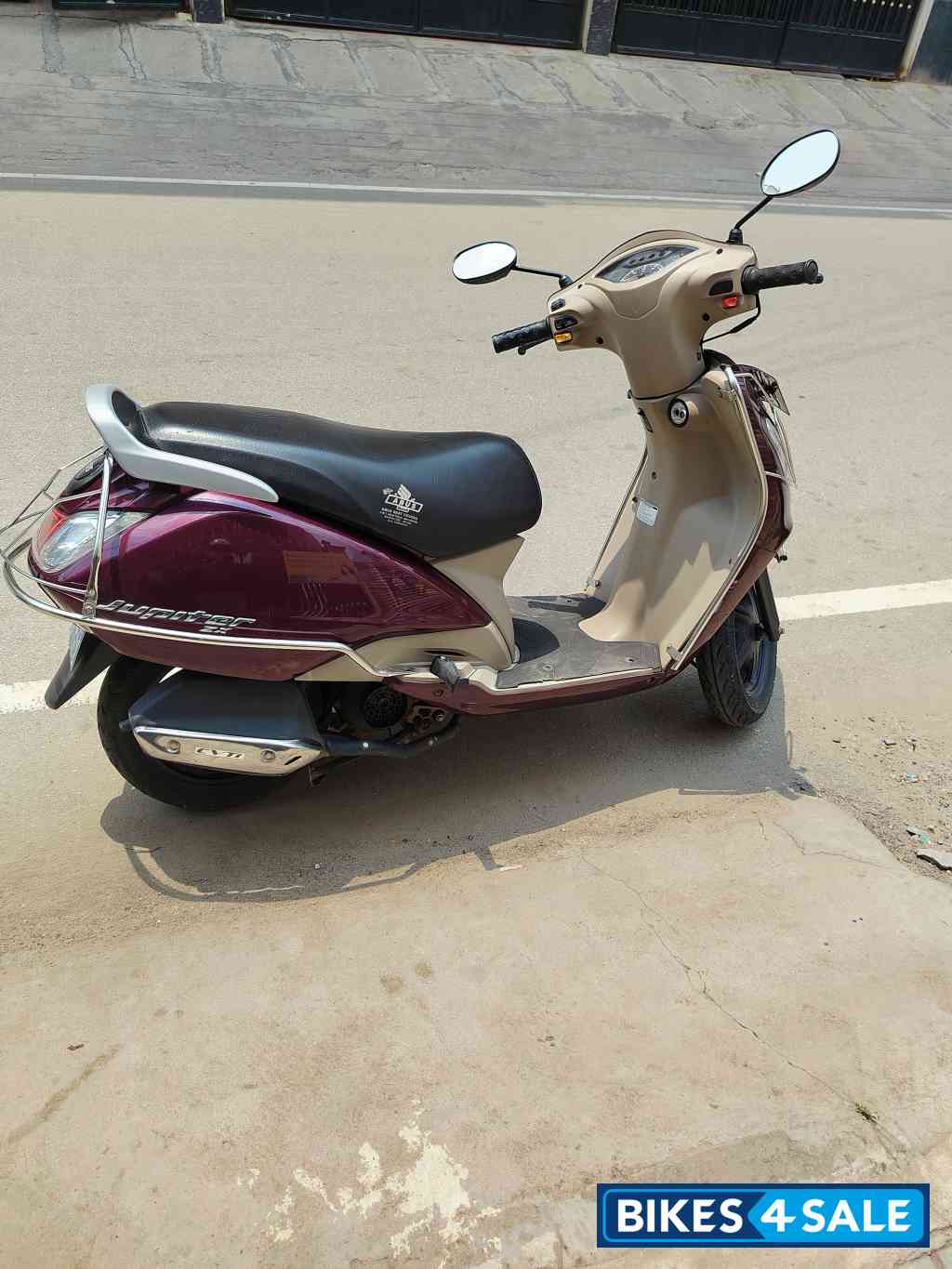 TVS Jupiter ZX