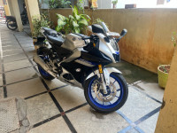 Yamaha R15M