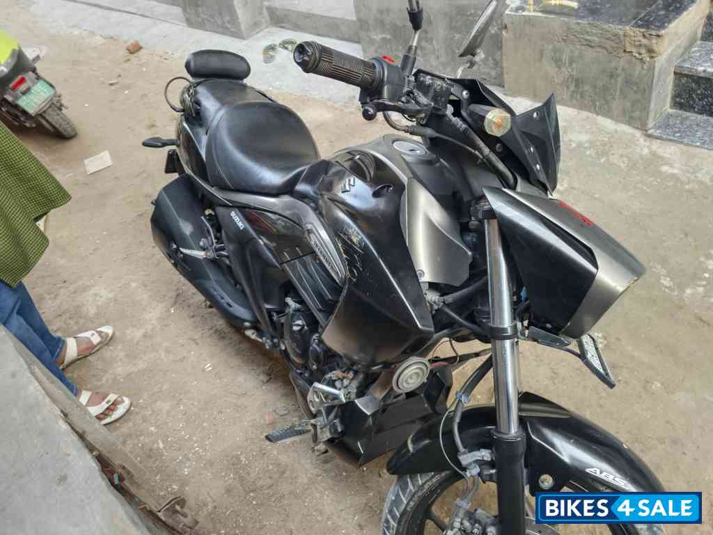 Boack Suzuki Intruder 150