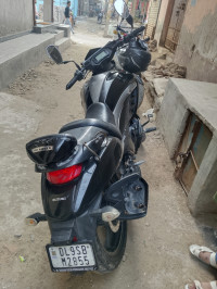 Boack Suzuki Intruder 150