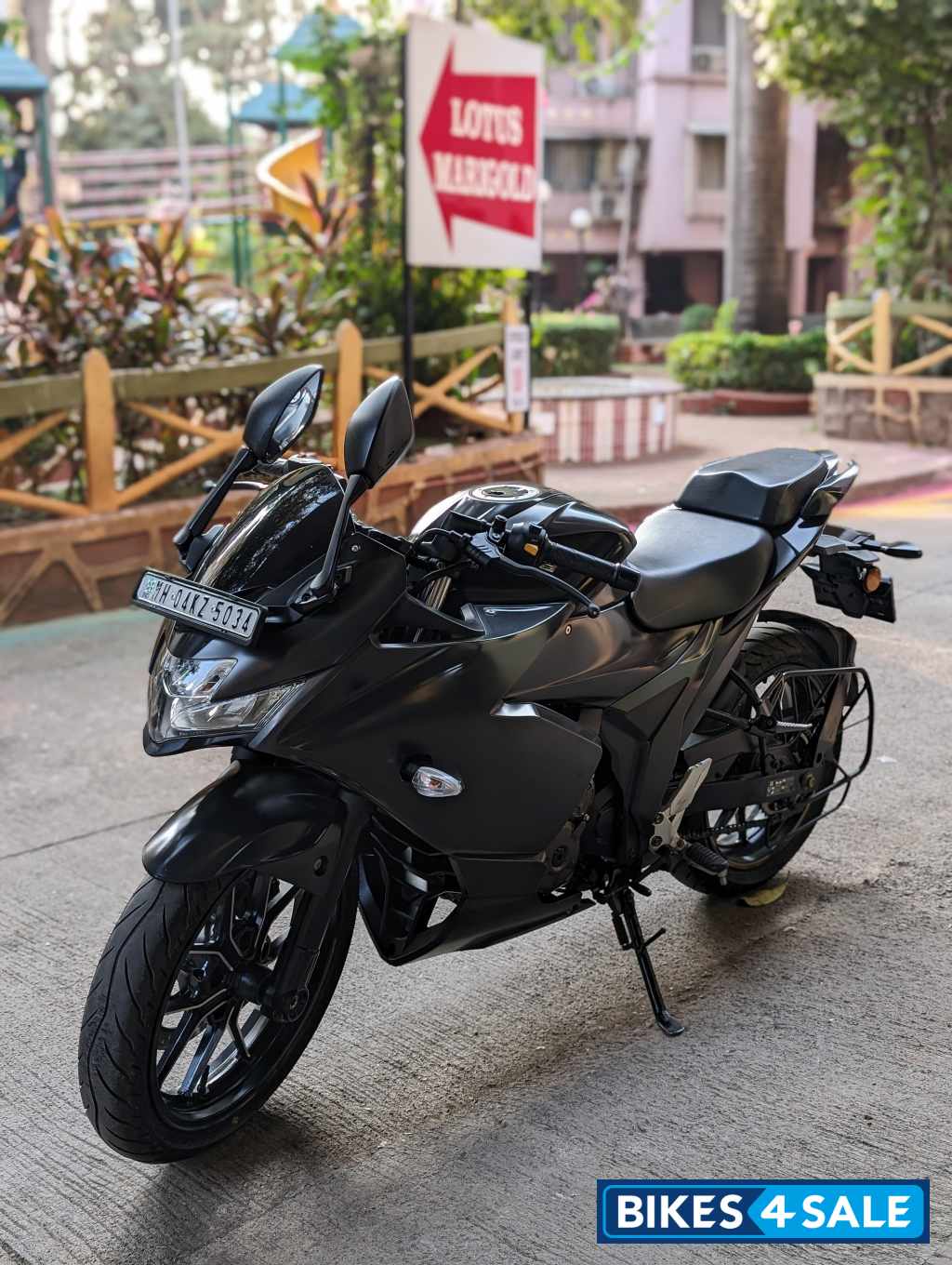 Suzuki Gixxer SF 250 BS6