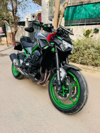 Kawasaki Z900 2023