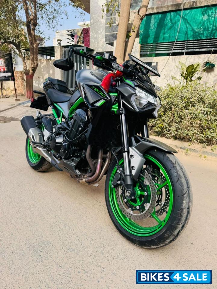 Kawasaki Z900 2023
