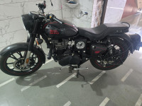 Stealth Black Royal Enfield Classic 350 Dual Channel BS6