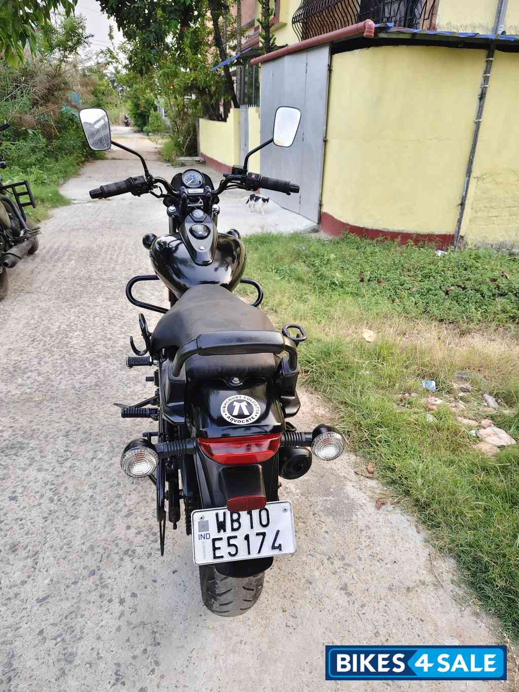Black Bajaj Avenger Street 160 BS6