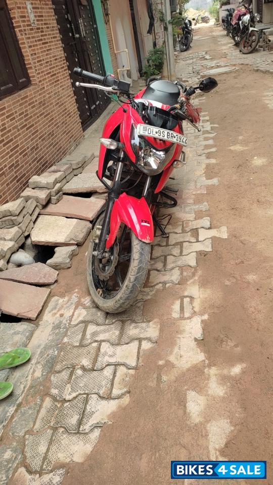 TVS Apache RTR 160 4V TVS Apache RTR 160 4V