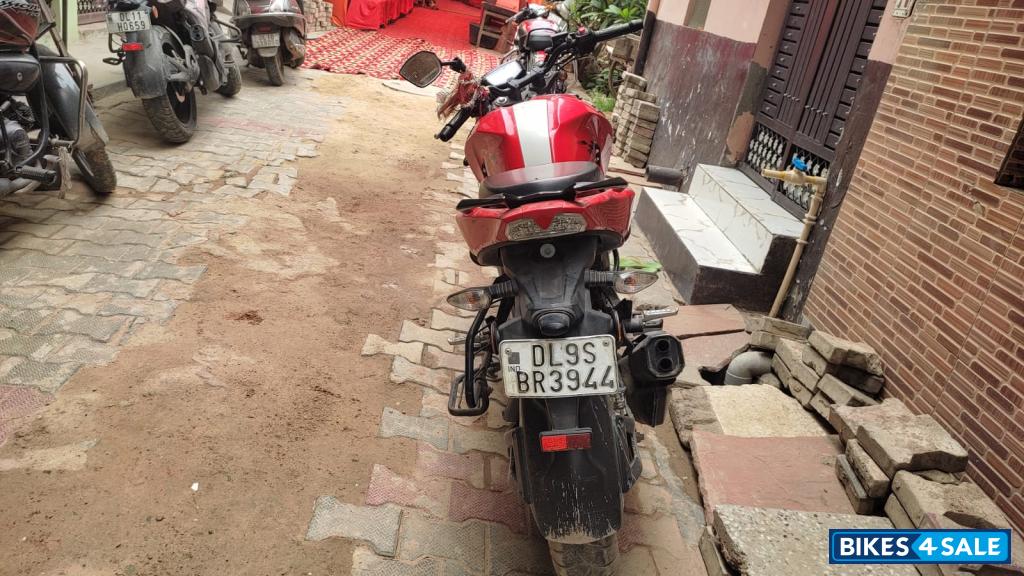 TVS Apache RTR 160 4V TVS Apache RTR 160 4V