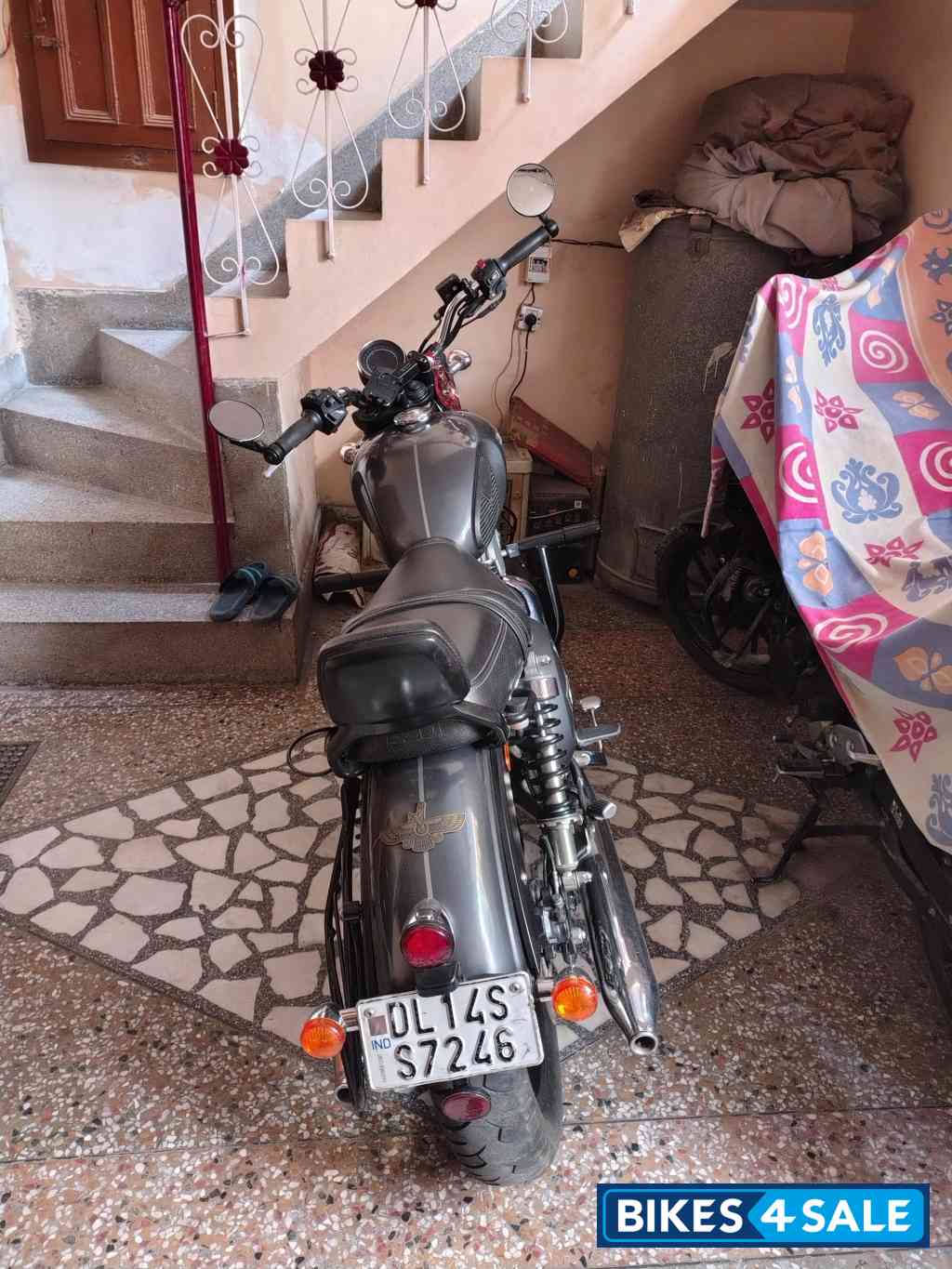 Chrome - Gallant Grey Yezdi Roadster Chrome