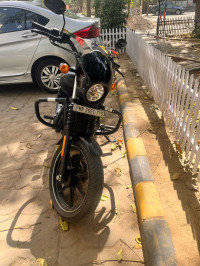 Black Harley Davidson Street 750