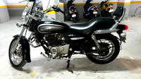 Black Bajaj Avenger Cruise 220