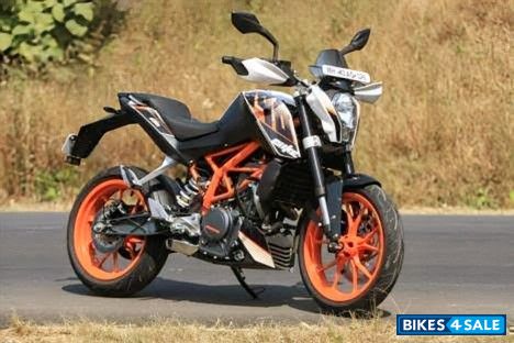 White KTM Duke 390