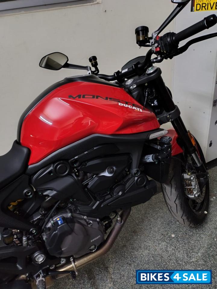 Ducati Monster 937cc