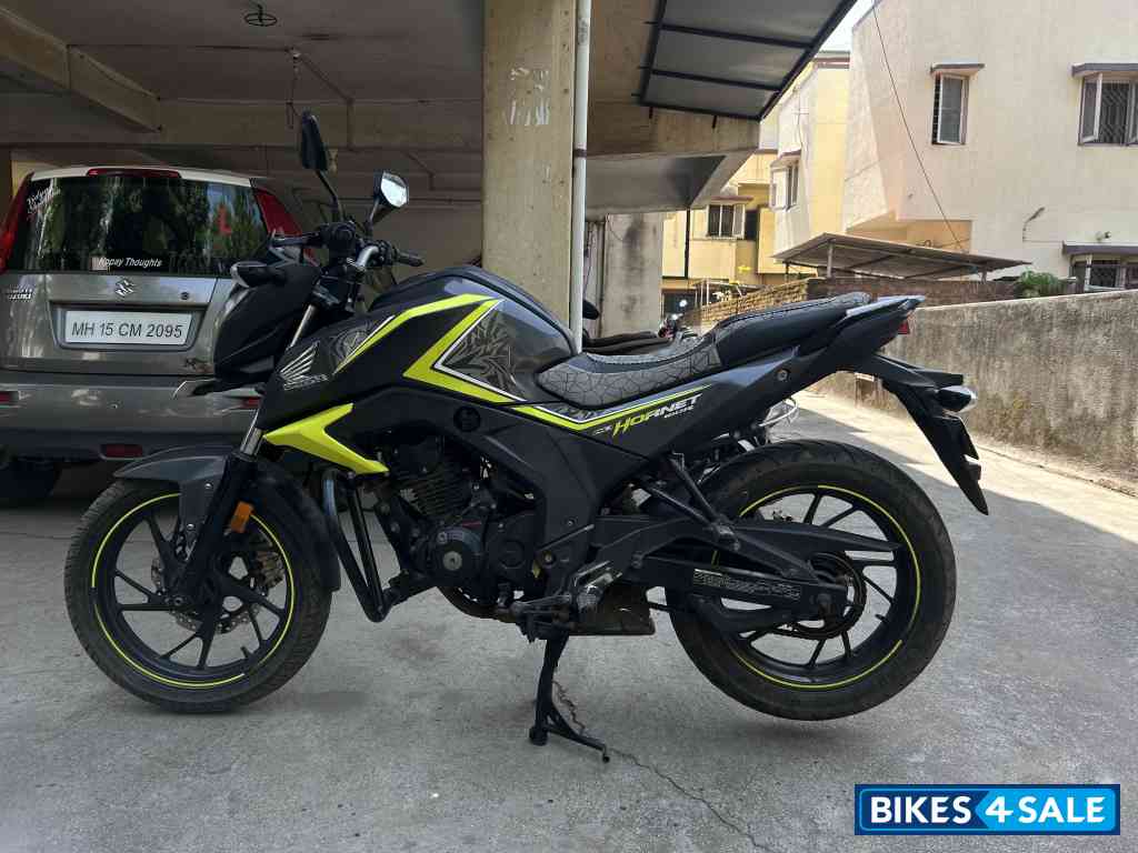 Honda CB Hornet 160R
