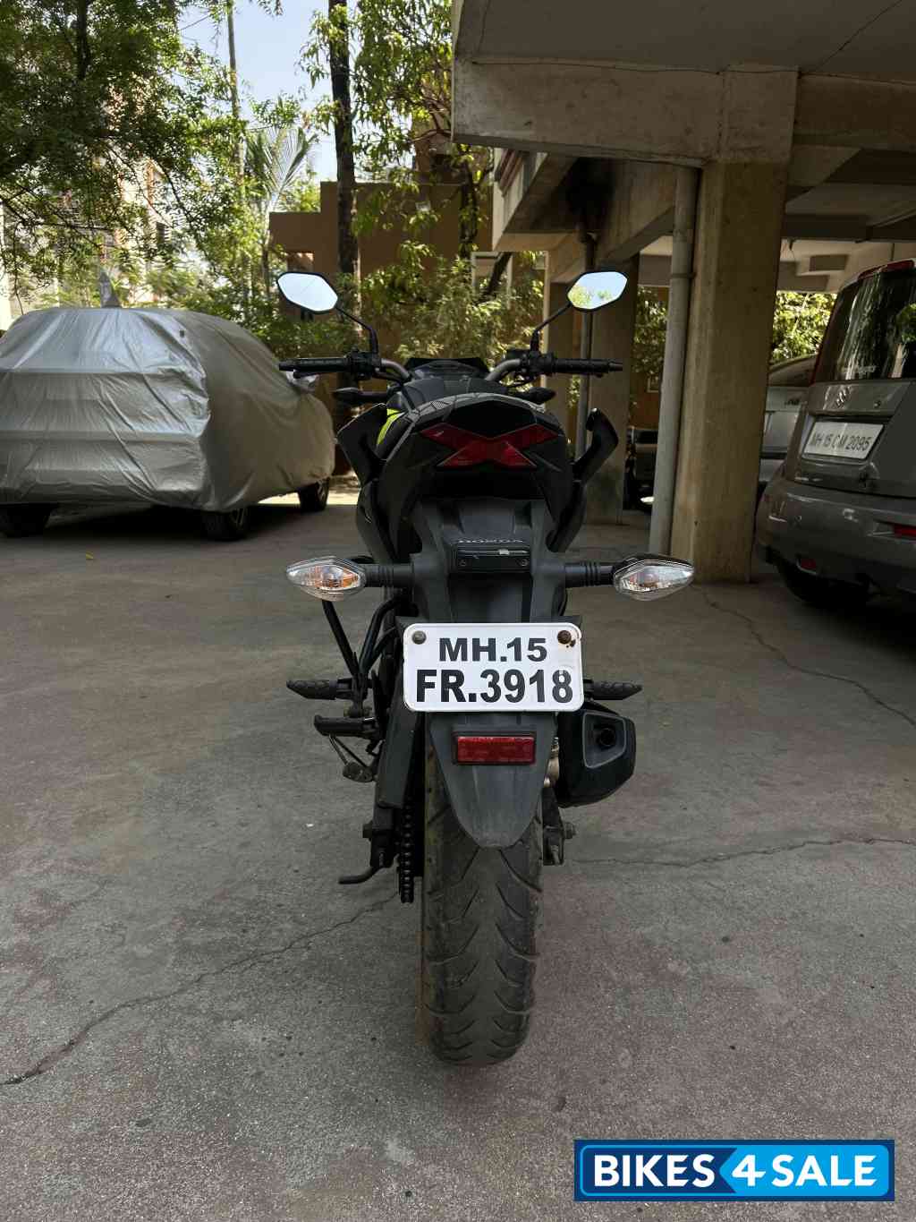 Honda CB Hornet 160R