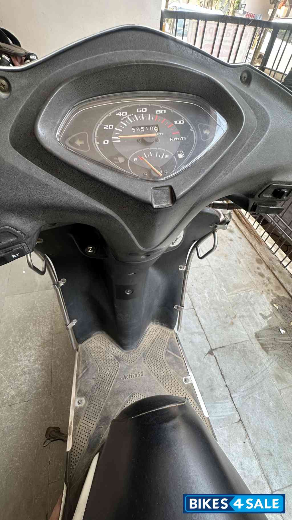 White Honda Activa White Honda Activa