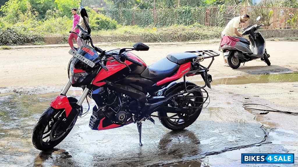 Bajaj Dominar 250