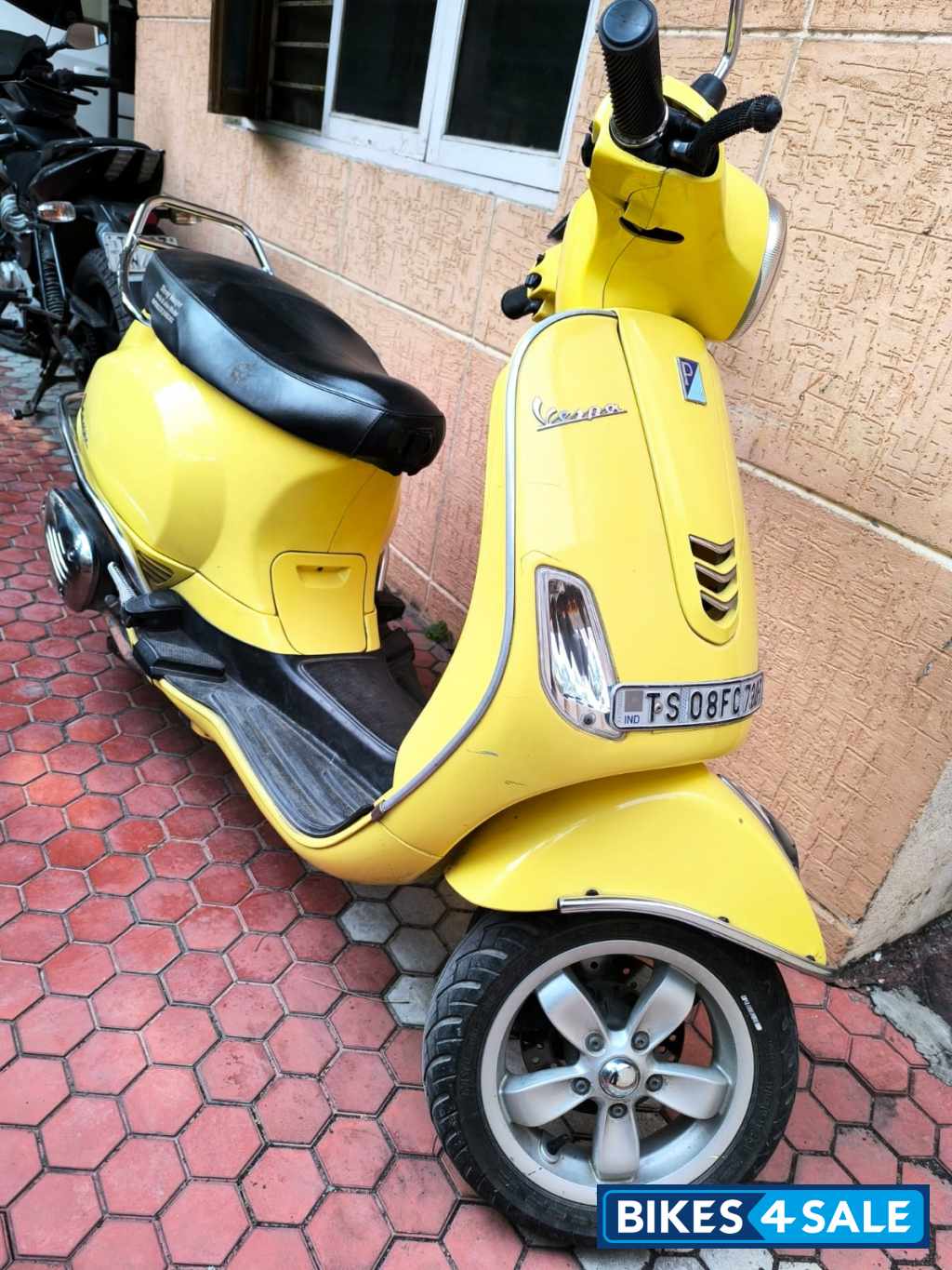 Vespa VX 125