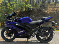 Deep Blue Yamaha YZF R15 V3