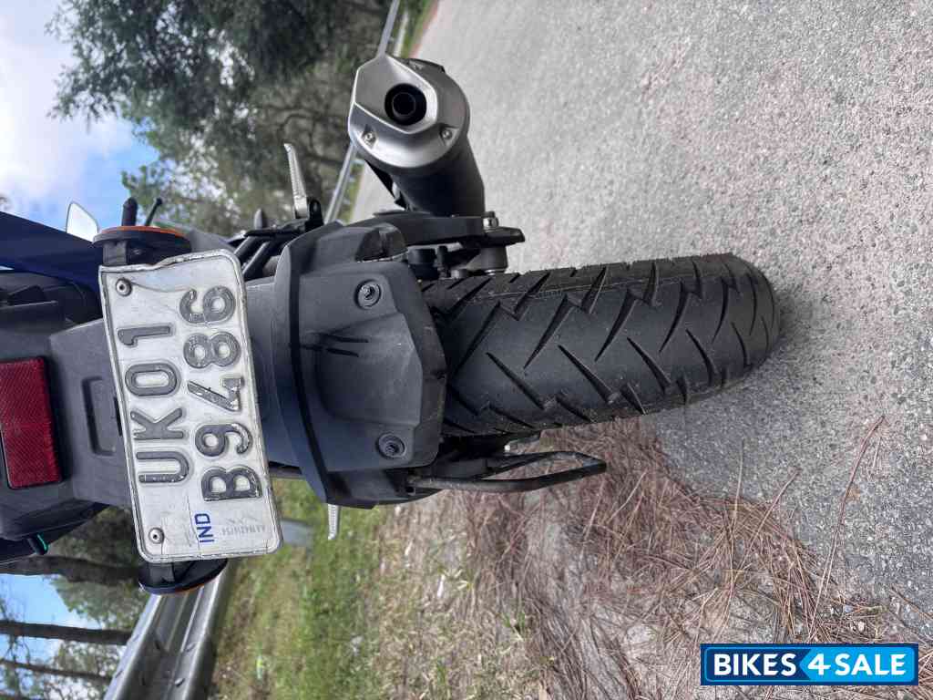 Deep Blue Yamaha YZF R15 V3