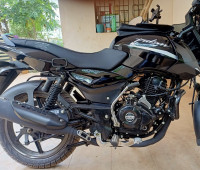 Black Bajaj Pulsar 125
