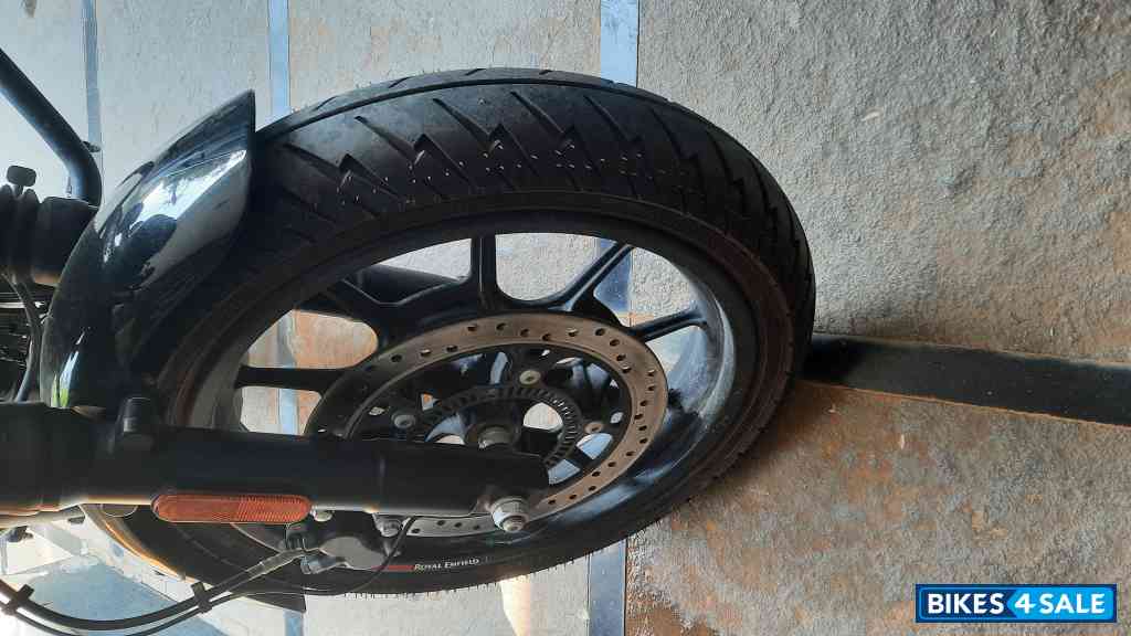 Grey Royal Enfield Hunter 350 Metro