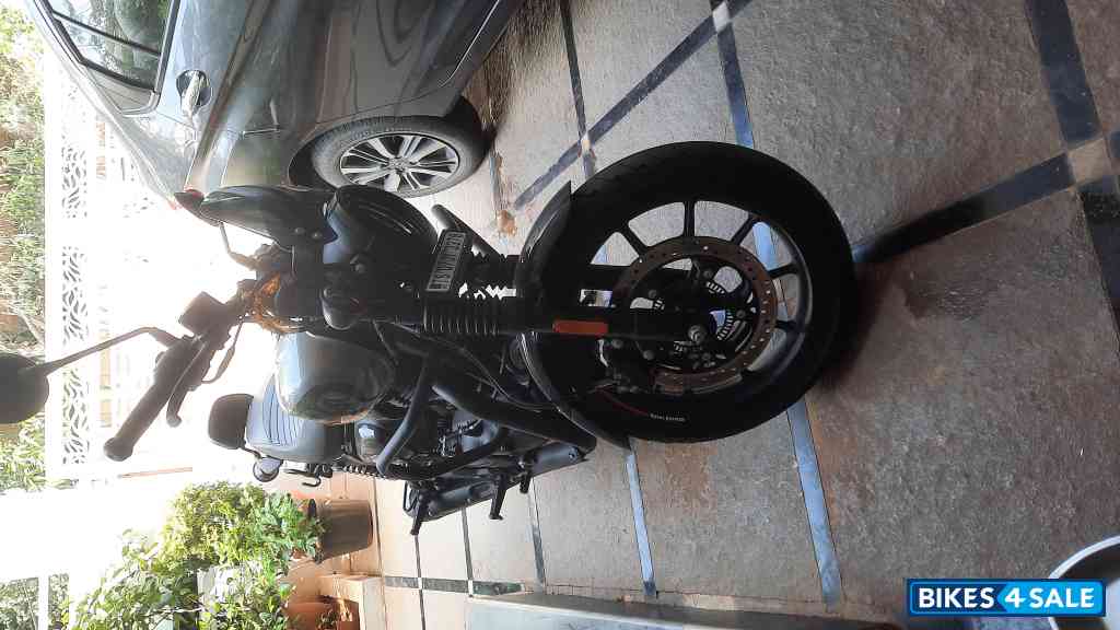 Grey Royal Enfield Hunter 350 Metro