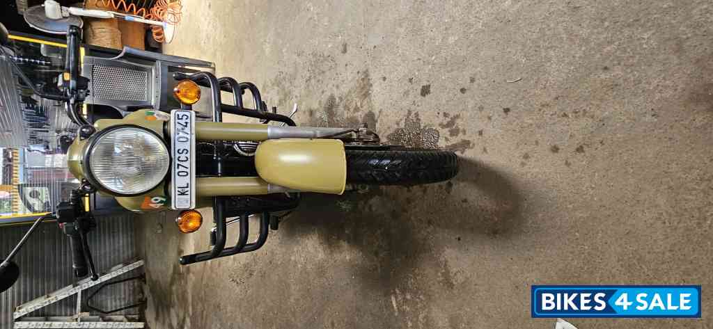 Royal Enfield Classic Signals Stormrider Sand