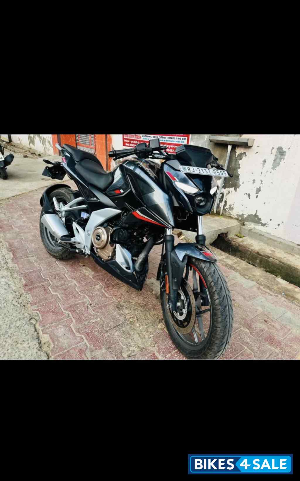 Bajaj Pulsar N250