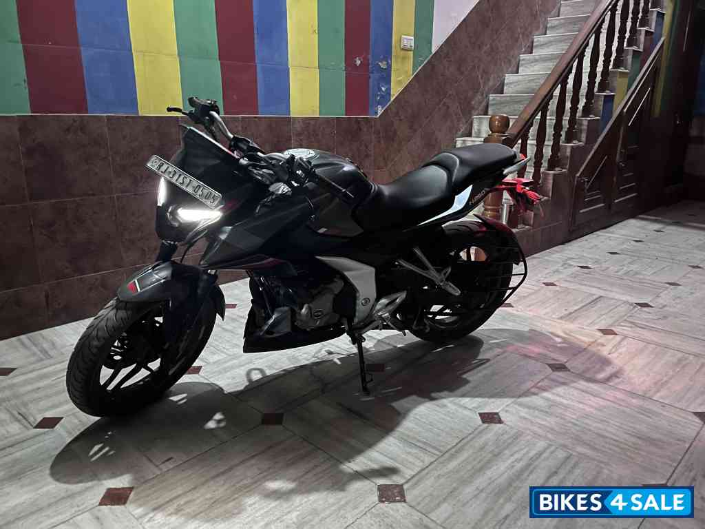 Bajaj Pulsar N250 Bajaj Pulsar N250