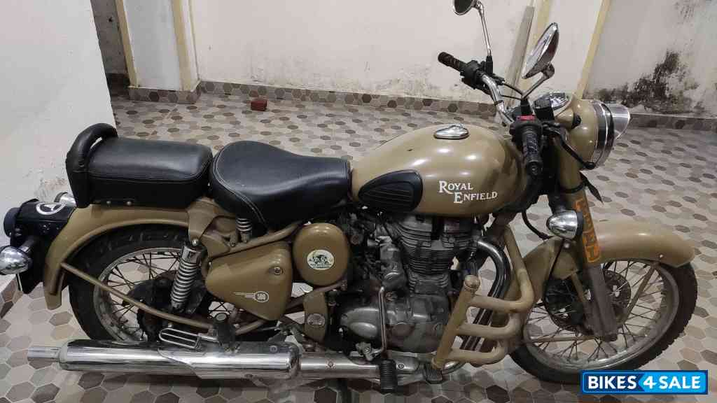 Royal Enfield Classic Desert Storm