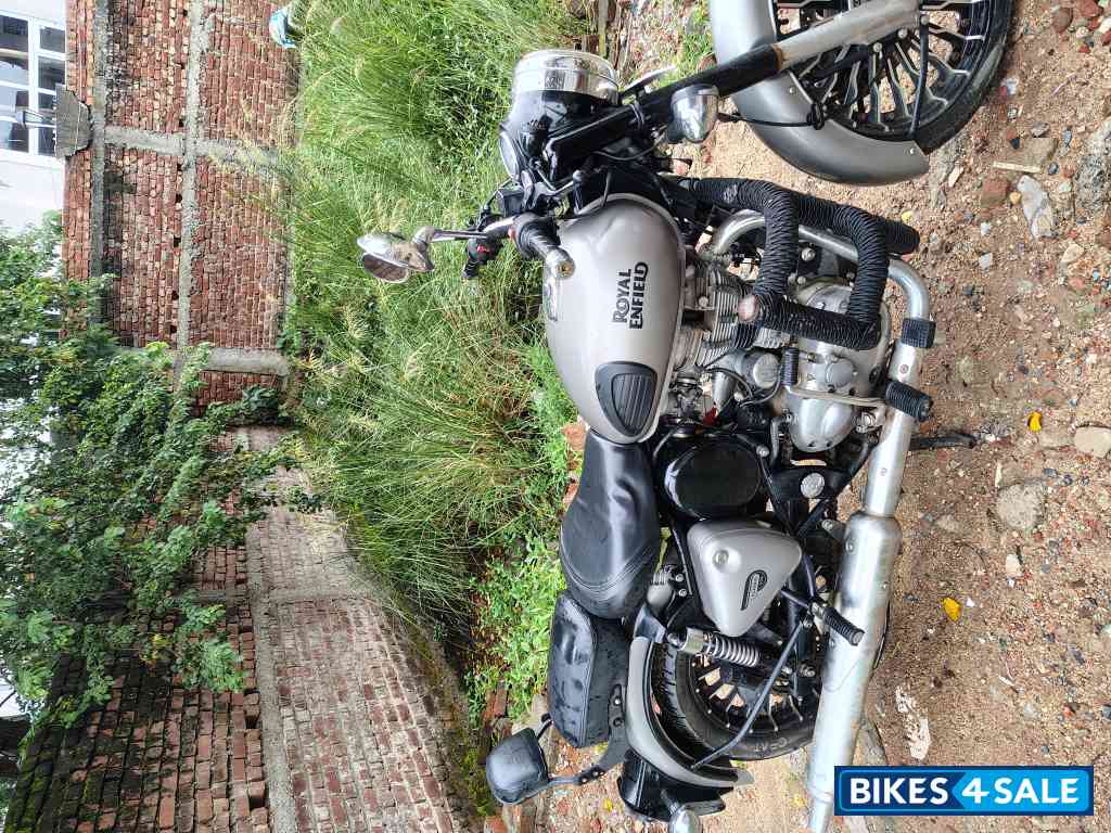Royal Enfield Classic Gunmetal Grey